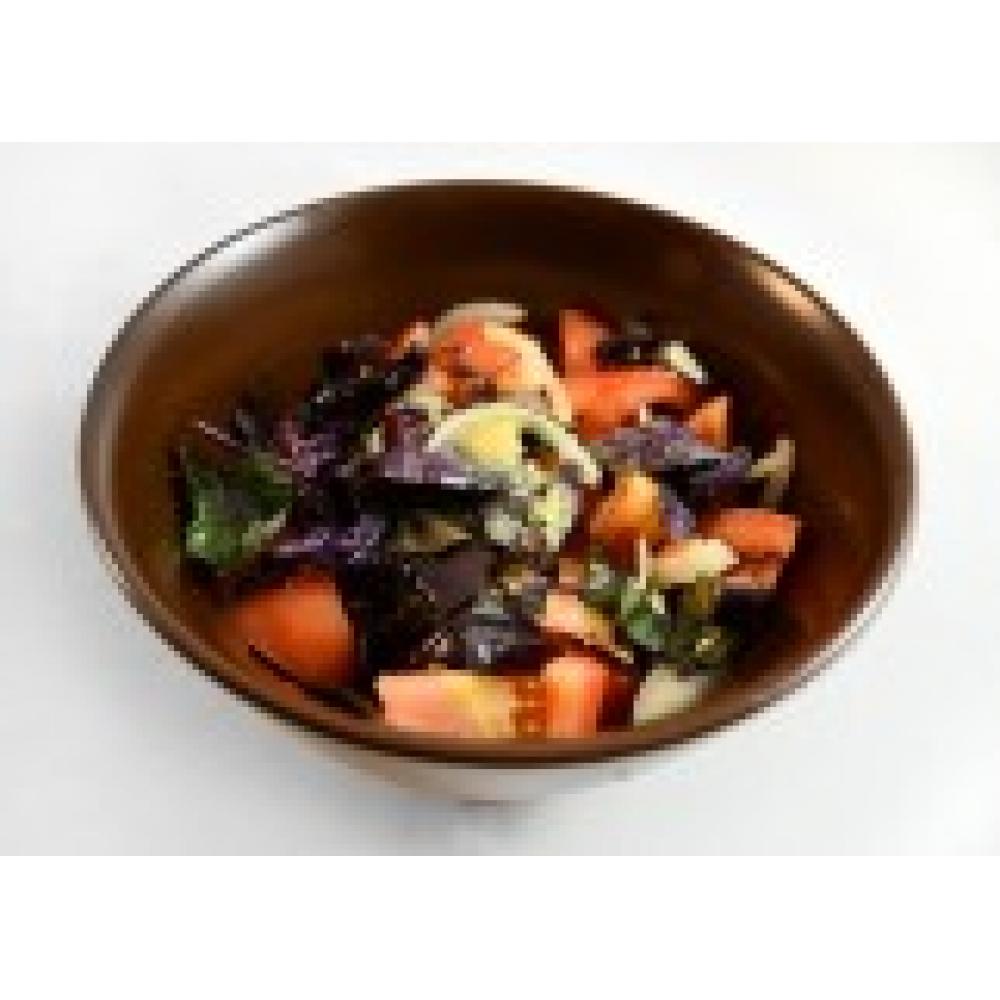 Салат из садовых овощей