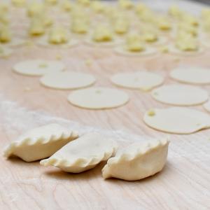 ВАРЕНИКИ сладкие на выбор (400гр)